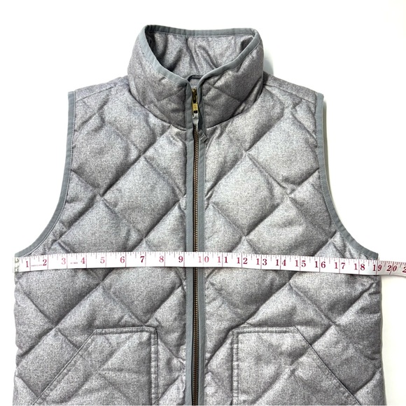 J Crew Diamond Quilted Down Zip Up Puffer Vest Jacket Gray Silver Size Small - Picture 12 of 14